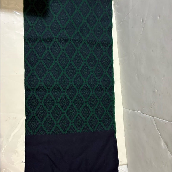 Vintage Eaton’s men store  Green and navy Scarf - Picture 4 of 5